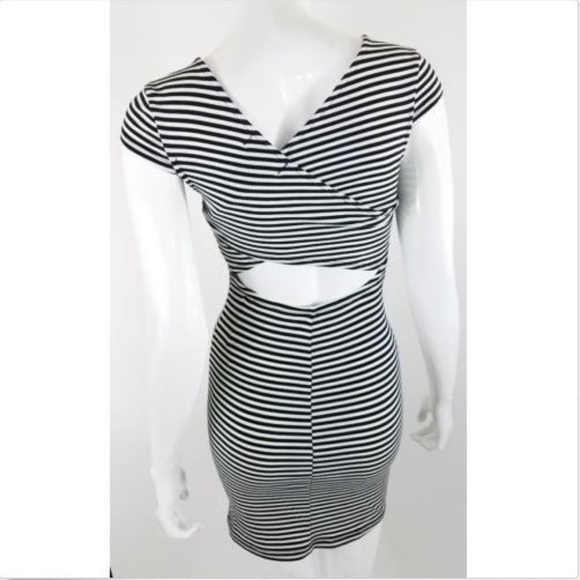 3/$25 Cutout Back Striped Bodycon Dress size XXS - Picture 5 of 7